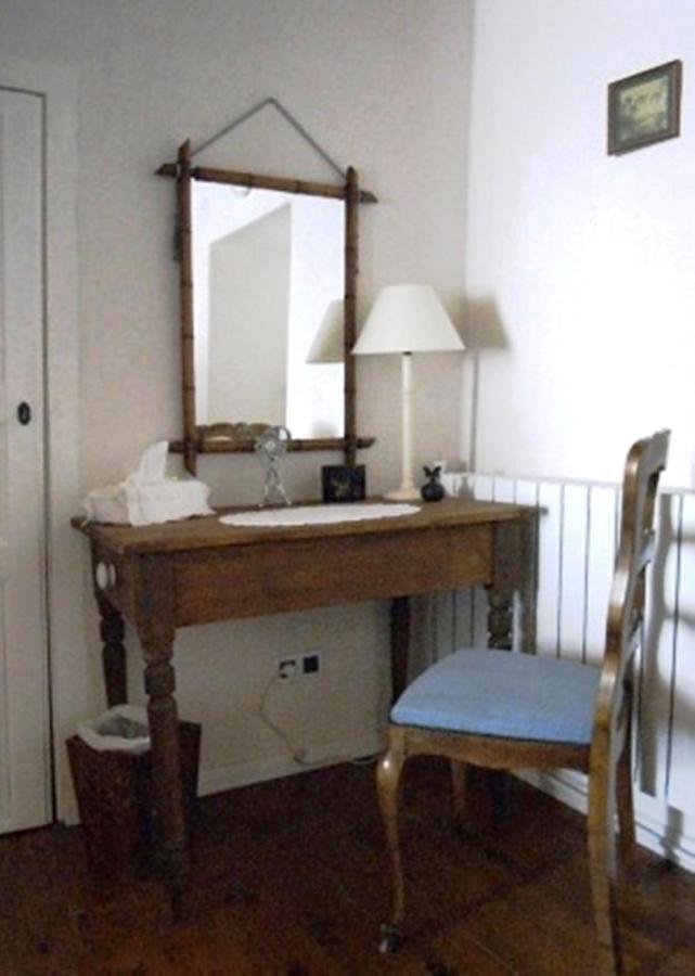 Chez Providence Chambres Et Table D'Hotes Cuxac-Cabardès Стая снимка